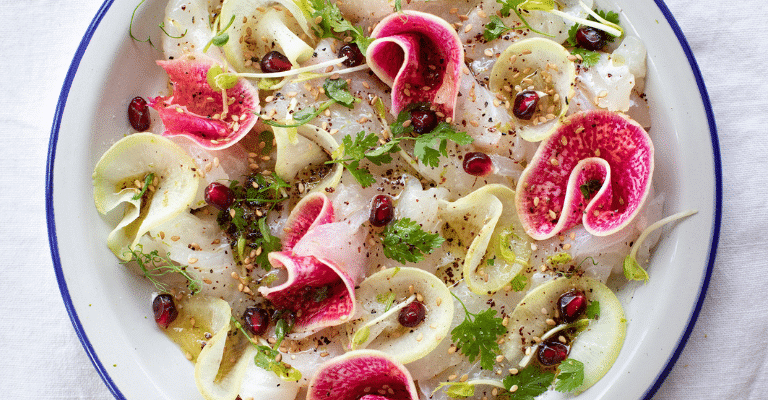 Carpaccio de daurade, réalisé et photographié par Maki Manouk