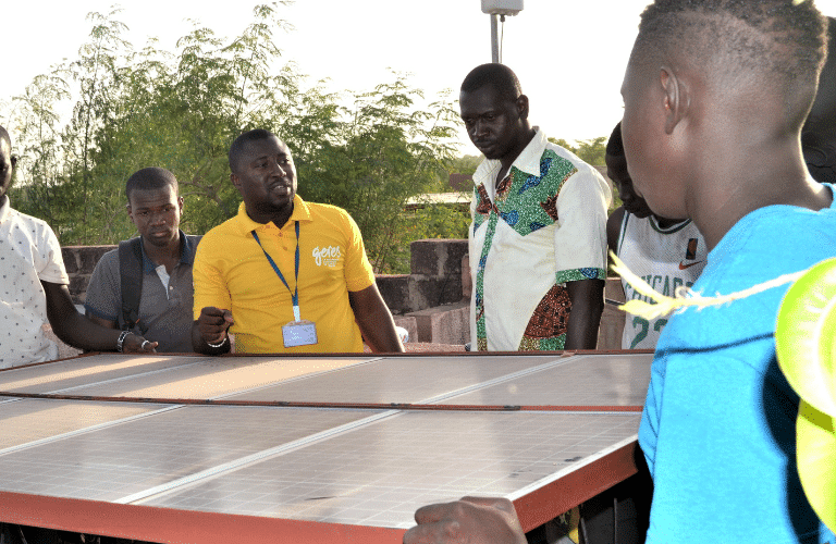 Formation photovolataique jeunes Koutiala Mali FECAK